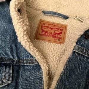 levi’s ex boyfriend sherpa jacket